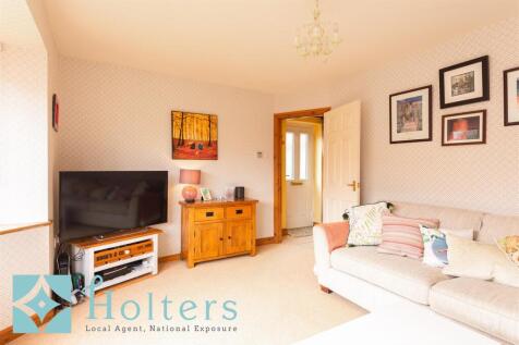 7 Rosemary Drive, Tregynon-02.jpg