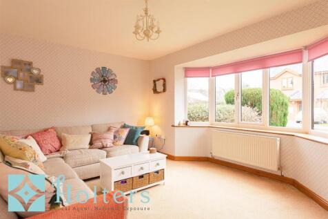 7 Rosemary Drive, Tregynon-01.jpg