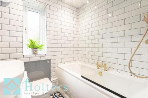 7 Rosemary Drive, Tregynon-10.jpg