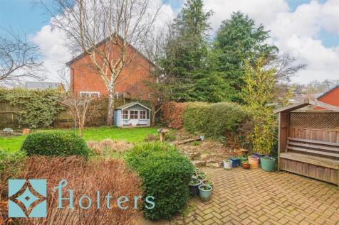 7 Rosemary Drive, Tregynon-16.jpg