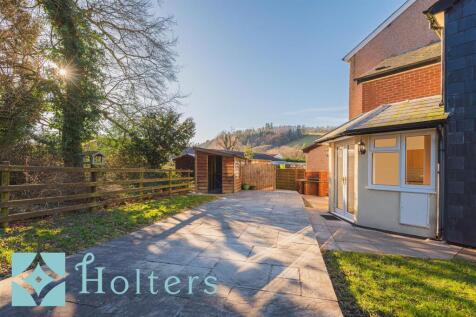 22 Smithfield Road, Llanidloes-24.jpg