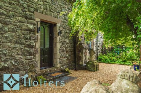 Christ Church House, Llawryglyn-07.jpg