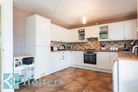 32 Meadow View, Newtown-04.jpg