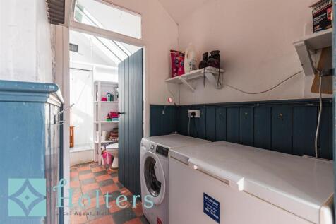 HOLT - School House, Llanwnog-01.jpg