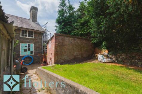 HOLT - School House, Llanwnog-21.jpg