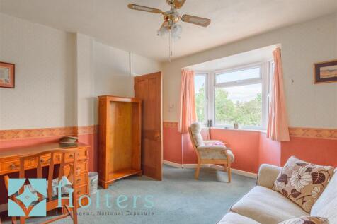 1 Maeshafren, Caersws-11.jpg