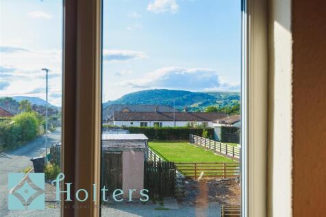 1 Maeshafren, Caersws-03.jpg