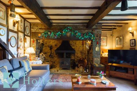 Bronllys, Mochdre-17.jpg