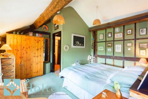 Bronllys, Mochdre-08.jpg