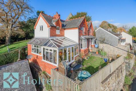 HOLT - Bank Cottage, Llandinam-01.jpg