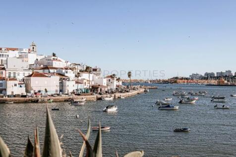Ferragudo Pier