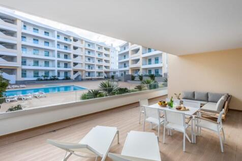 Luxury 3 bedroom apartment for sale in Lagos