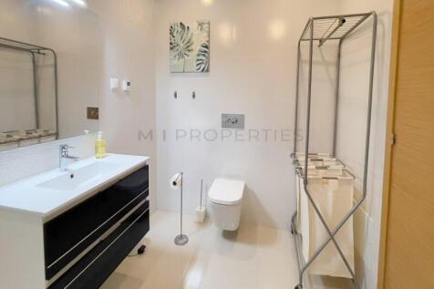 Luxury 3 bedroom apartment for sale in Lagos_18