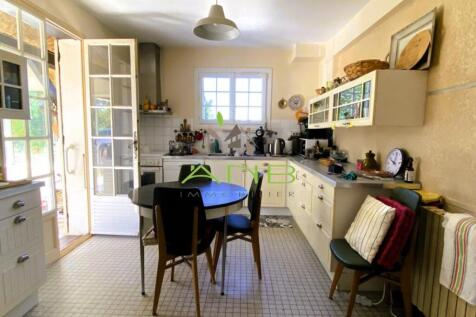 Property Image 5