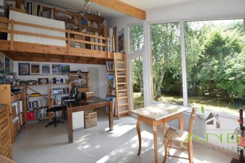 Property Image 9