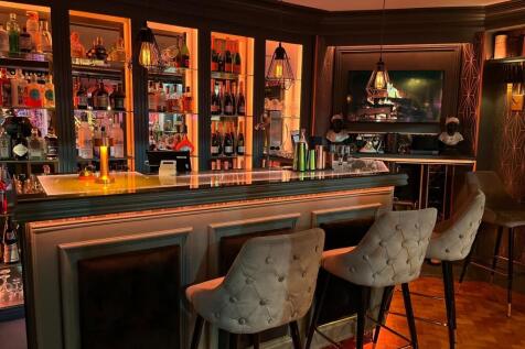London Bar