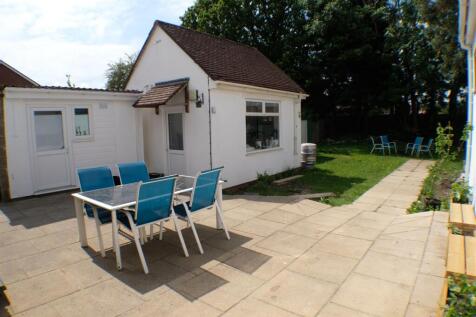 3 New Road_Garden 1