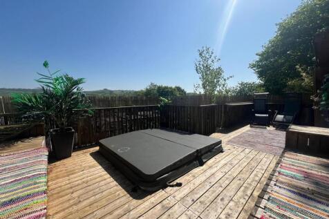 GARDEN PIC 4.jpeg