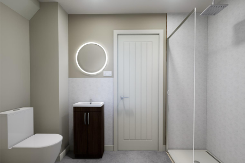 30 Smithcourt_Room 2_Bathroom