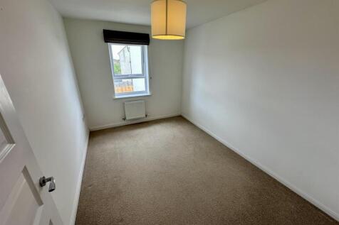 151 Willowherb_Room 2