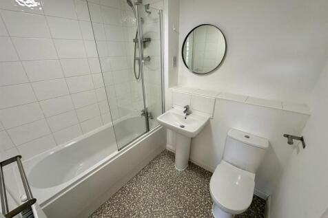 151 Willowherb_Bathroom_2