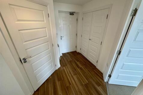 151 Willowherb_Hallway
