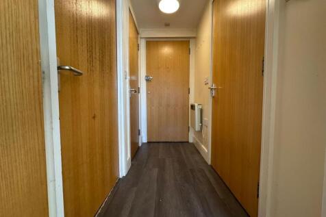 Hallway.jpeg