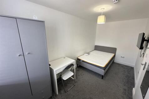 26 Bridgman Grove_Room2.jpeg