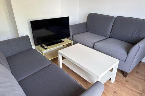 961 Filton Ave_Rm4_5