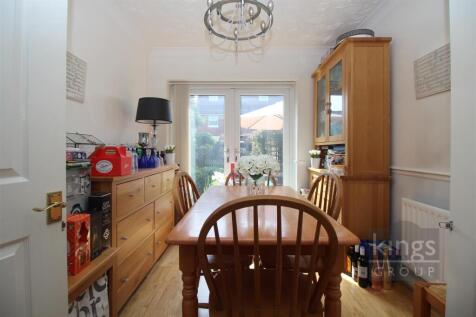 Dining room.jpg