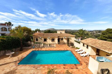 Property Image 4