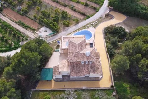 Property Image 4