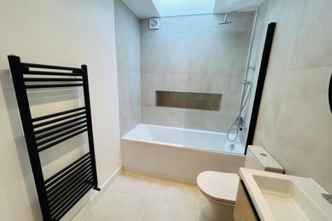 IMG-20250818-WA0003