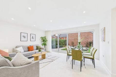 Family/Dining Room