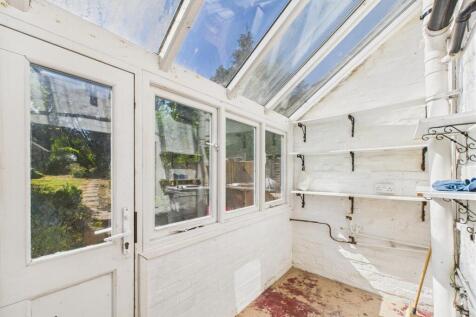 Sunroom/Utility