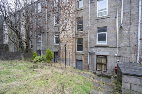 12 (1-0) Cleghorn Street, Dundee, DD2 2NR (20)