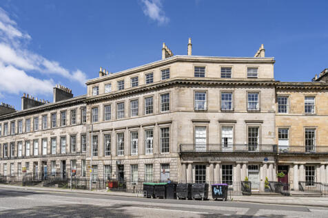 21 (2f1) Leopold Place, Edinburgh, EH7 5LB (35).JP