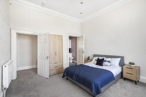 21 (2f1) Leopold Place, Edinburgh, EH7 5LB (13).JP