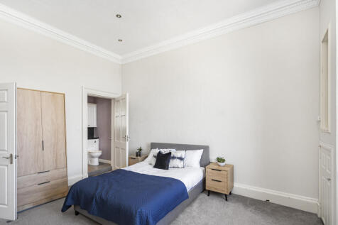 21 (2f1) Leopold Place, Edinburgh, EH7 5LB (14).JP