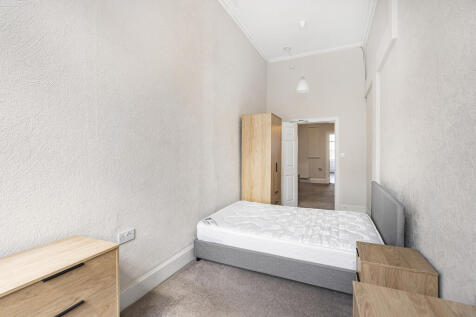 21 (2f1) Leopold Place, Edinburgh, EH7 5LB (24).JP