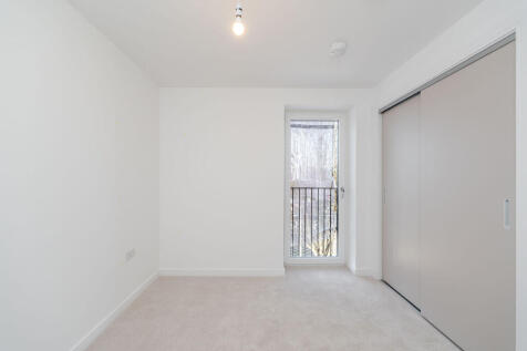 Flat18-19