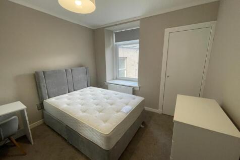 Balmore 8