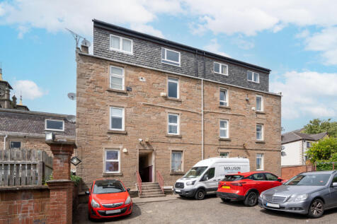 21 (21) Forebank Road, Dundee