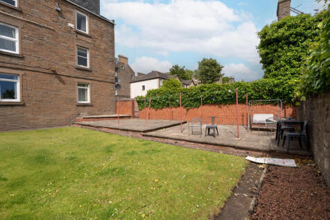 21 (22) Forebank Road, Dundee