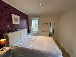 Howden&#43;Hall&#43;9