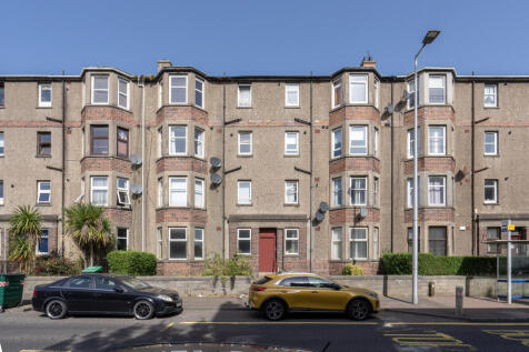 159 2-L Clepington Road, Dundee, DD3 7SN (18)