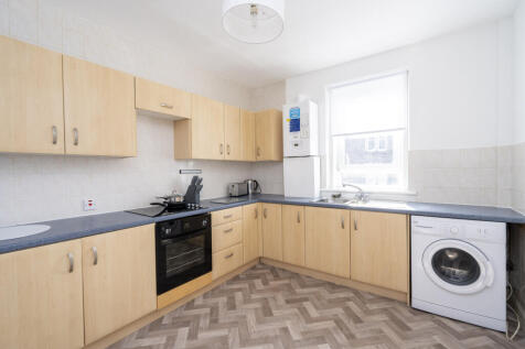 159 2-L Clepington Road, Dundee, DD3 7SN (2)