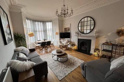 Lounge 3