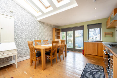 13 Henderson Terrace Edinburgh EH11 2JY (25)
