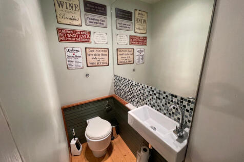 WC Henderson 